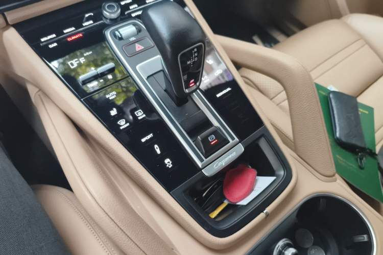 Used Porsche Cayenne 2018 Cayenne 3.0T Gear Lever
