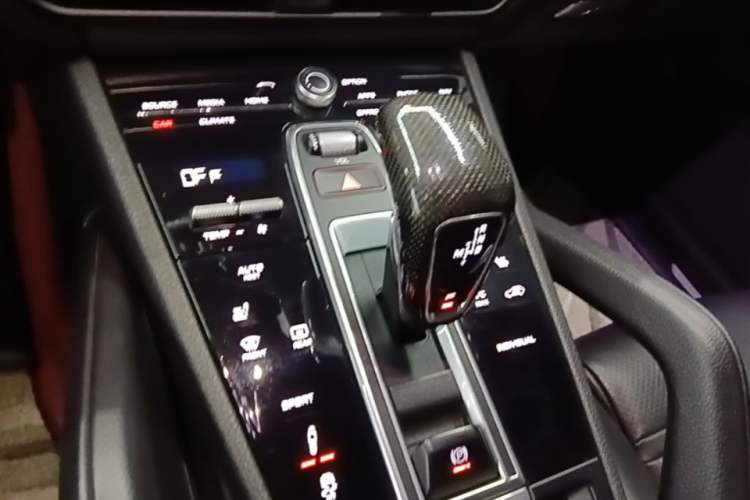 Used Porsche Cayenne 2018 Cayenne 3.0T Gear Lever