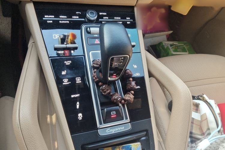 Used Porsche Cayenne 2018 Cayenne 3.0T Gear Lever