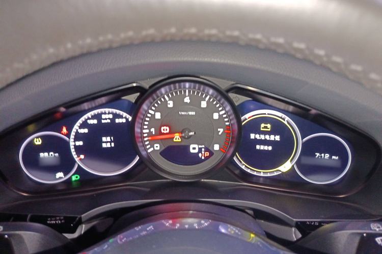 Used Porsche Cayenne 2018 Cayenne 3.0T Instrument Cluster