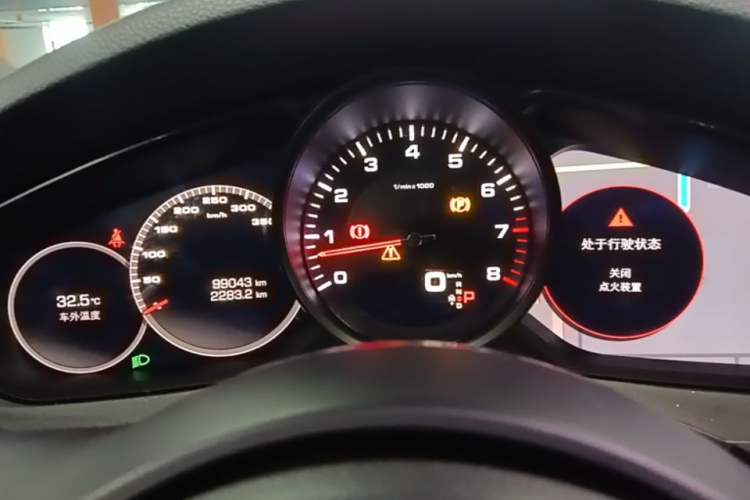 Used Porsche Cayenne 2018 Cayenne 3.0T Instrument Cluster