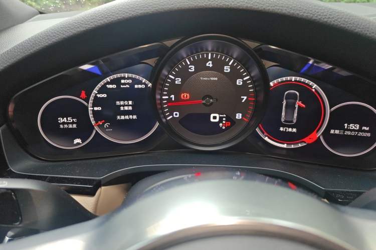 Used Porsche Cayenne 2018 Cayenne 3.0T Instrument Cluster