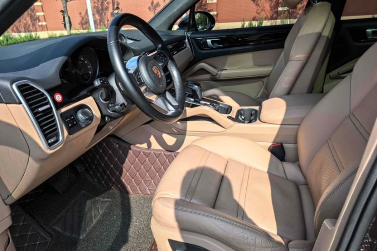 Used Porsche Cayenne 2018 Cayenne 3.0T Interior 2