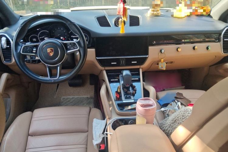 Used Porsche Cayenne 2018 Cayenne 3.0T Interior 2
