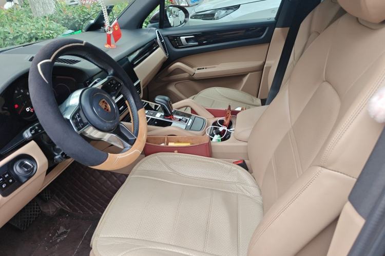 Used Porsche Cayenne 2018 Cayenne 3.0T Left Front Seat