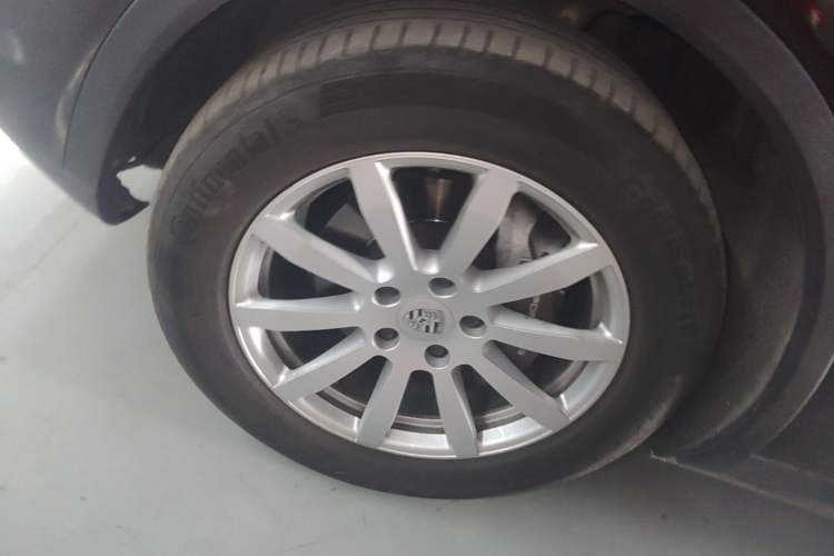 Used Porsche Cayenne 2018 Cayenne 3.0T Left Front Wheel Hub