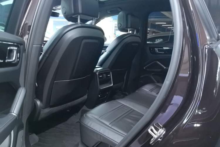 Used Porsche Cayenne 2018 Cayenne 3.0T Left Rear Seat