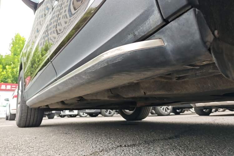 Used Porsche Cayenne 2018 Cayenne 3.0T Left Side Sill