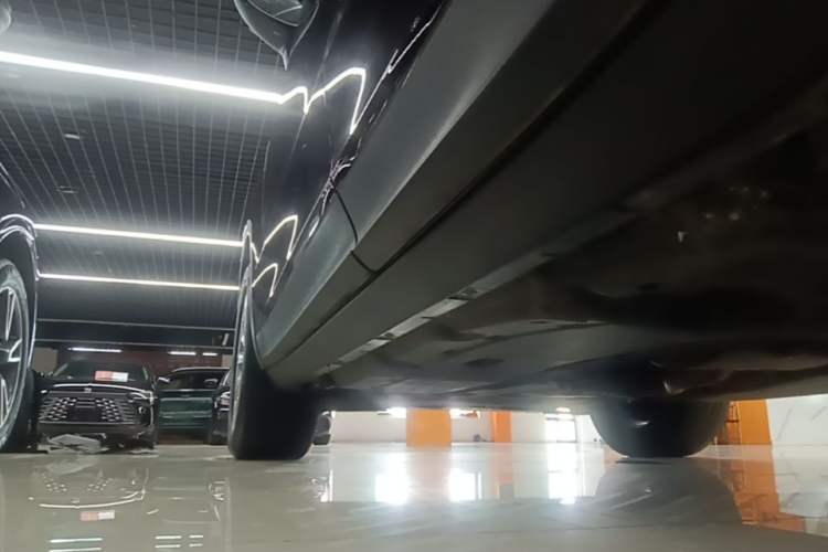 Used Porsche Cayenne 2018 Cayenne 3.0T Left Side Sill