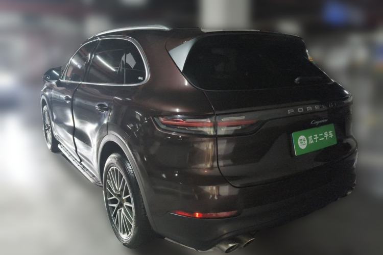 Used Porsche Cayenne 2018 Cayenne 3.0T Rear Left 45 Deg