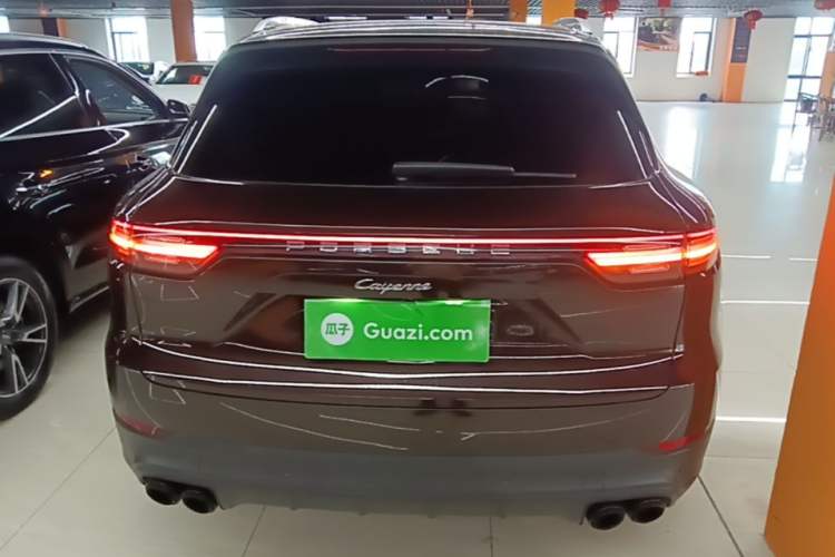Used Porsche Cayenne 2018 Cayenne 3.0T Rear