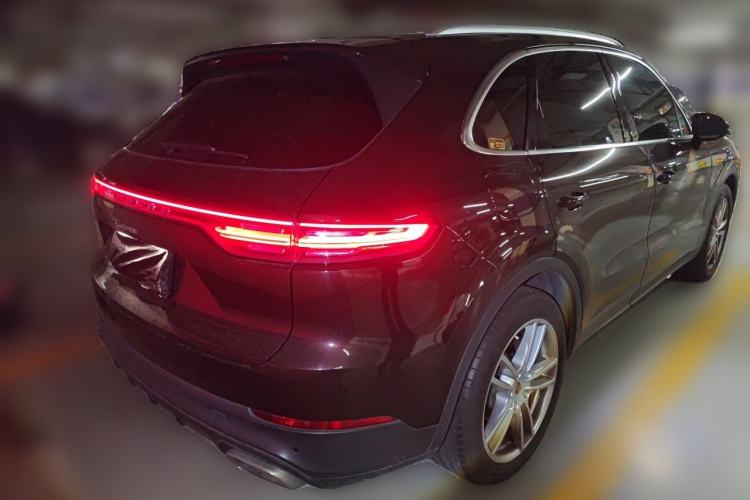 Used Porsche Cayenne 2018 Cayenne 3.0T Rear Right 45 Deg