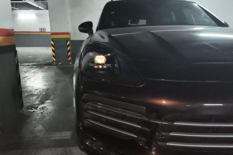 Used Porsche Cayenne 2018 Cayenne 3.0T Right Front Headlight