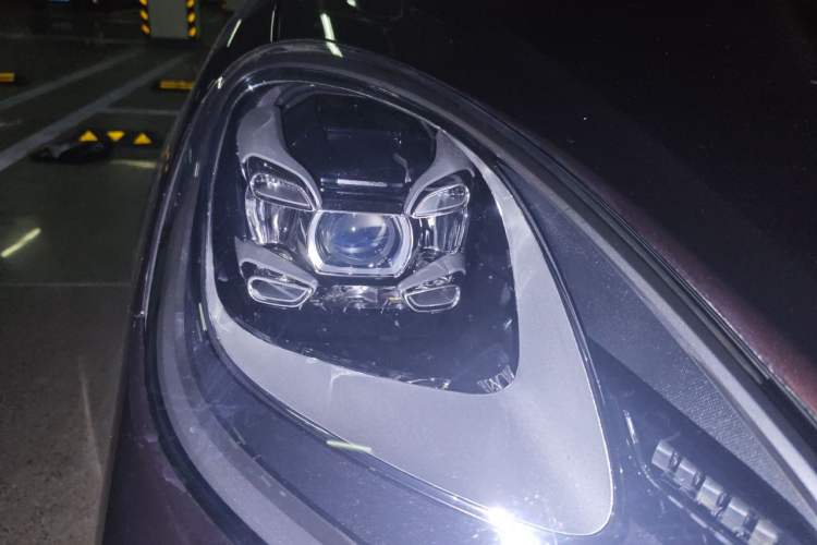 Used Porsche Cayenne 2018 Cayenne 3.0T Right Front Headlight