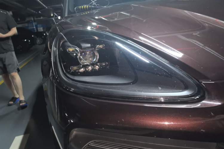 Used Porsche Cayenne 2018 Cayenne 3.0T Right Front Headlight