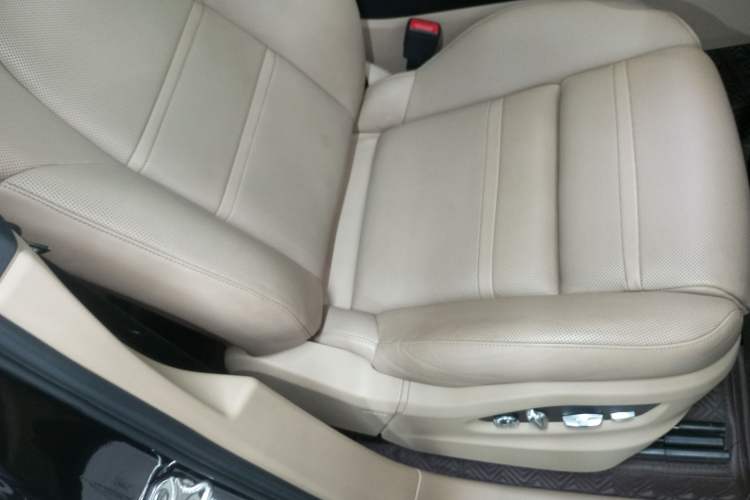 Used Porsche Cayenne 2018 Cayenne 3.0T Right Front Seat