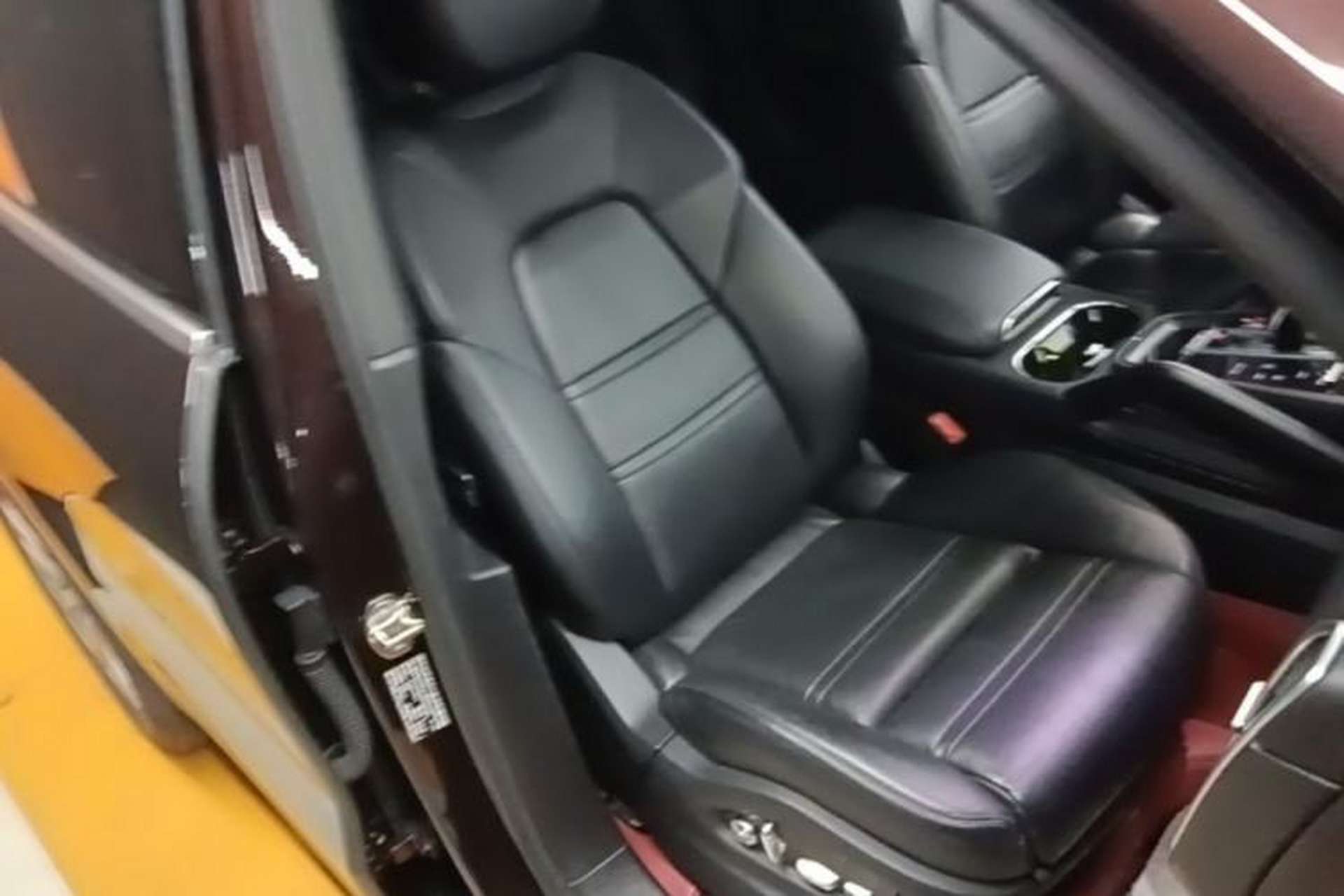 Used Porsche Cayenne 2018 Cayenne 3.0T Right Front Seat