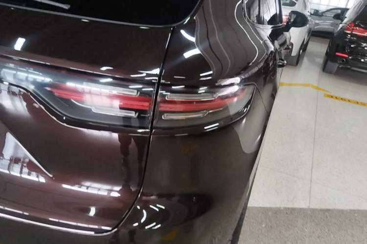 Used Porsche Cayenne 2018 Cayenne 3.0T Right Rear Taillight