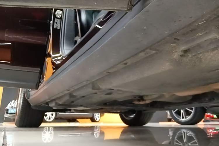Used Porsche Cayenne 2018 Cayenne 3.0T Right Side Sill