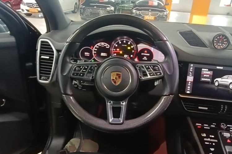 Used Porsche Cayenne 2018 Cayenne 3.0T Steering Wheel