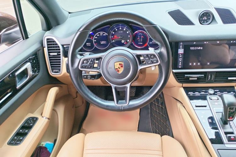 Used Porsche Cayenne 2018 Cayenne 3.0T Steering Wheel
