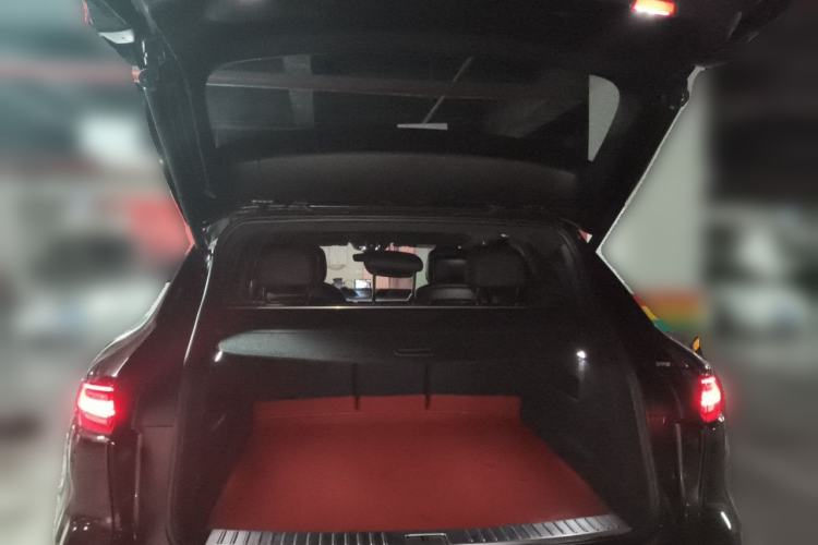 Used Porsche Cayenne 2018 Cayenne 3.0T Trunk