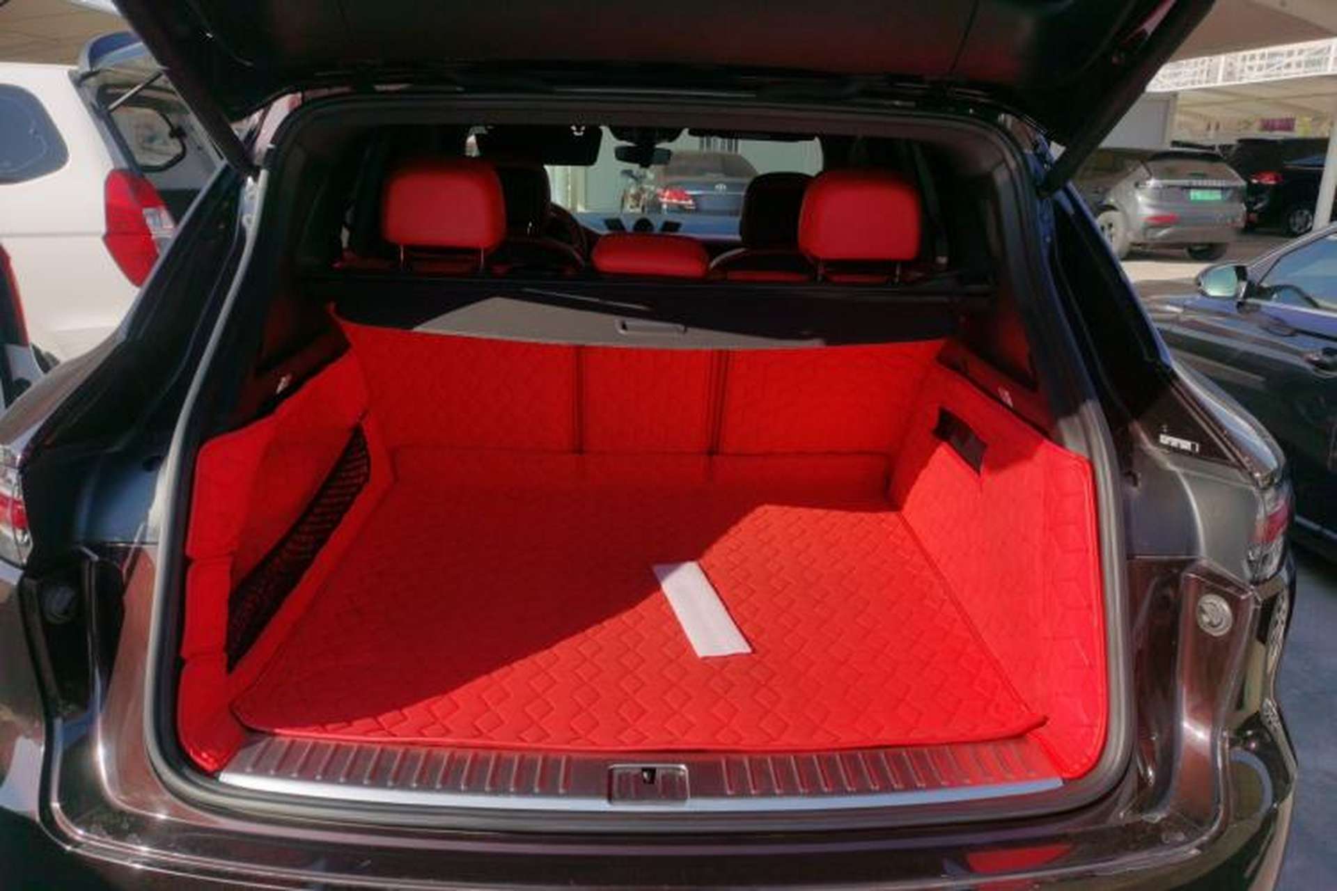 Used Porsche Cayenne 2018 Cayenne 3.0T Trunk