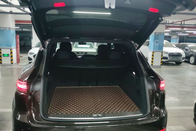 Used Porsche Cayenne 2018 Cayenne 3.0T Trunk
