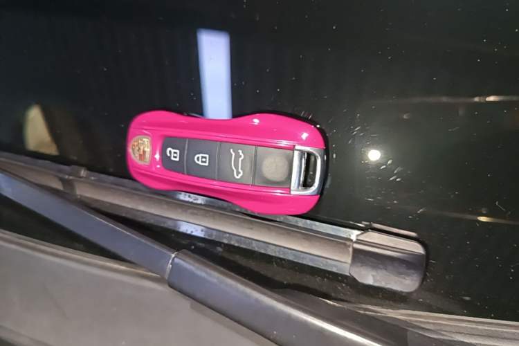 Used Porsche Cayenne 2018 Cayenne 3.0T Vehicle Key