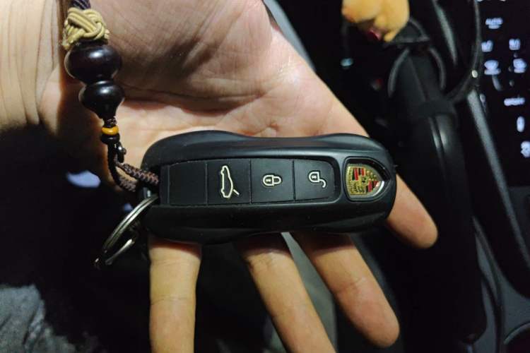 Used Porsche Cayenne 2018 Cayenne 3.0T Vehicle Key