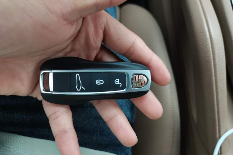 Used Porsche Cayenne 2018 Cayenne 3.0T Vehicle Key