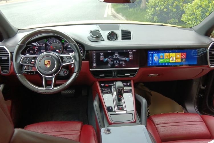 Used Porsche Cayenne 2018 Cayenne 3.0T Center Console
