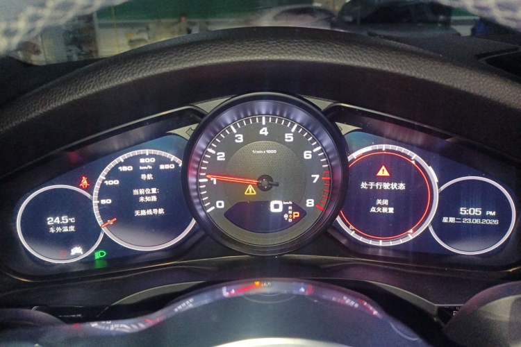 Used Porsche Cayenne 2018 Cayenne 3.0T Instrument Cluster