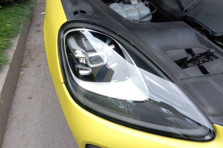 Used Porsche Cayenne 2018 Cayenne 3.0T Right Front Headlight