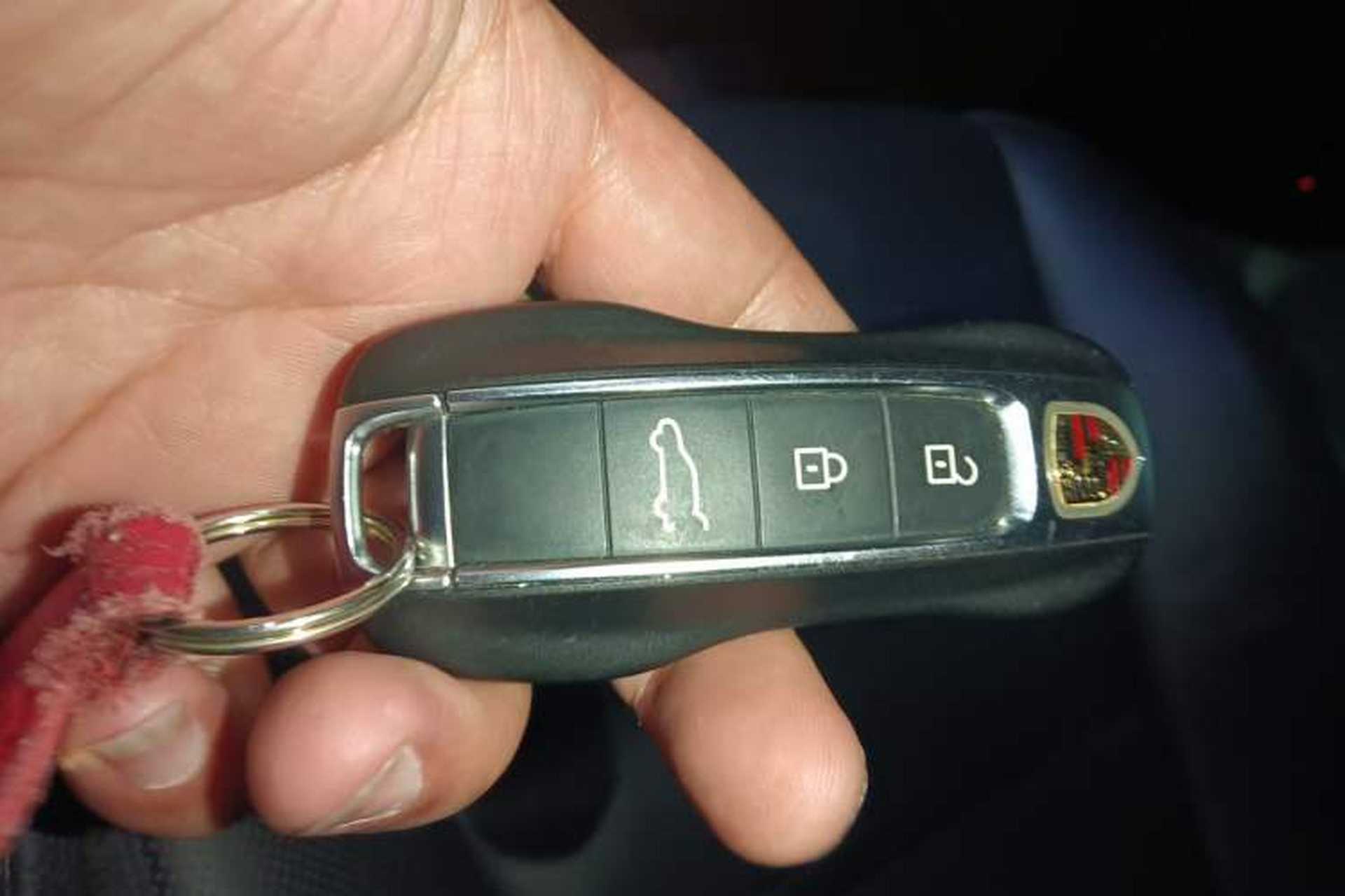 Used Porsche Cayenne 2018 Cayenne 3.0T Vehicle Key