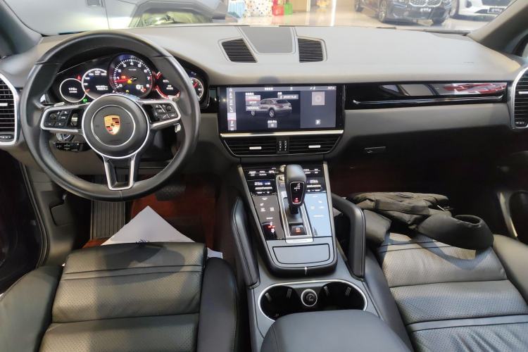 Used Porsche Cayenne 2018 Cayenne 3.0T Center Console