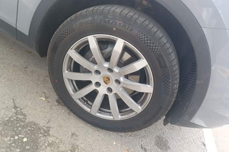 Used Porsche Cayenne 2018 Cayenne 3.0T Exterior 7