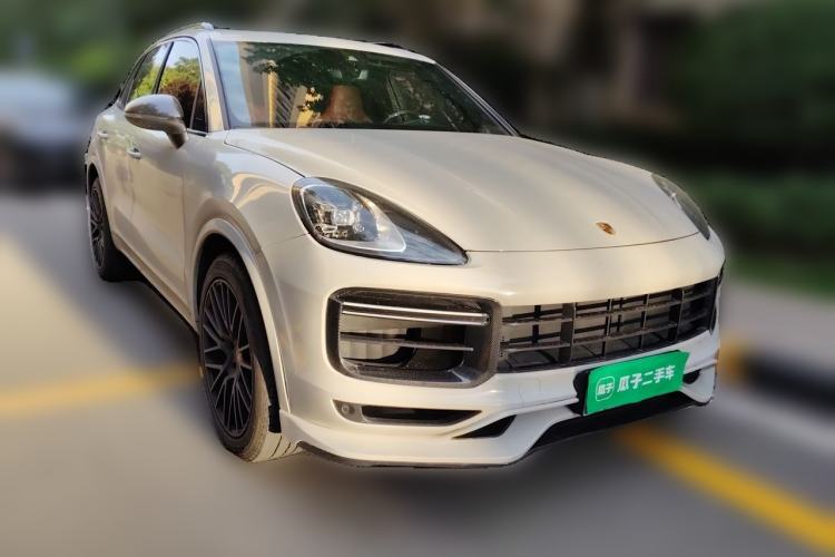 Used Porsche Cayenne 2018 Cayenne 3.0T Front Right 45 Deg