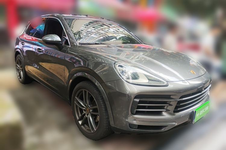 Used Porsche Cayenne 2018 Cayenne 3.0T Front Right 45 Deg