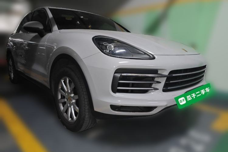 Used Porsche Cayenne 2018 Cayenne 3.0T Front Right 45 Deg