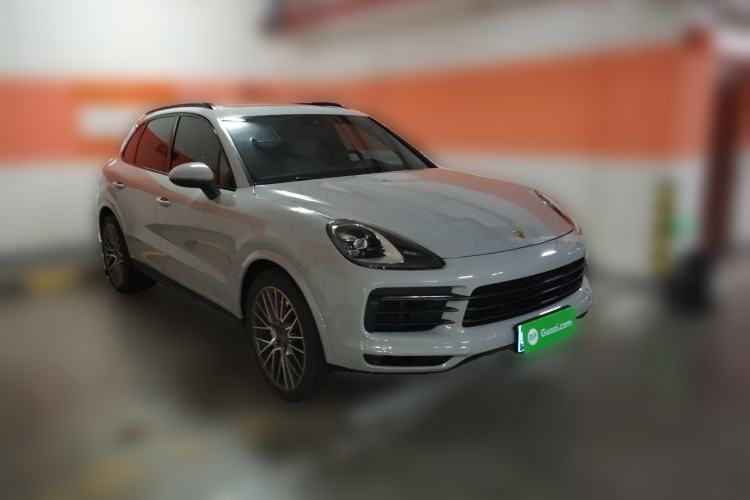 Used Porsche Cayenne 2018 Cayenne 3.0T Front Right 45 Deg