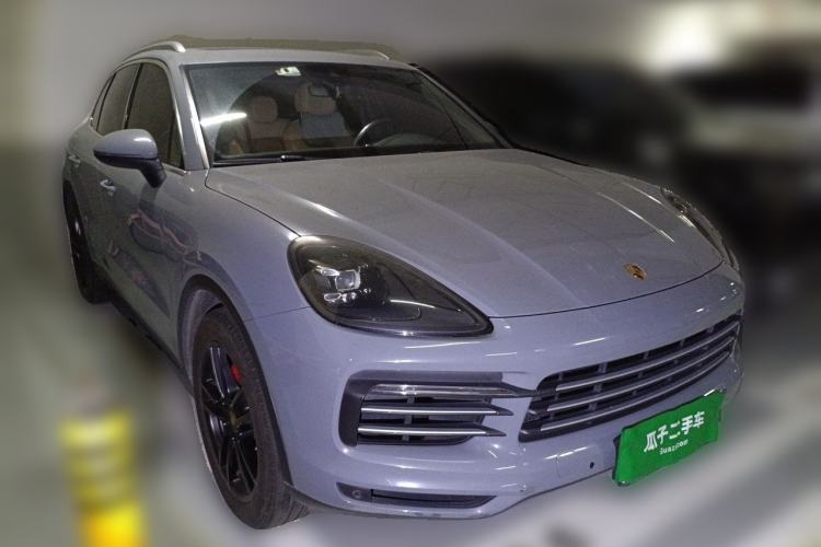 Used Porsche Cayenne 2018 Cayenne 3.0T Front Right 45 Deg