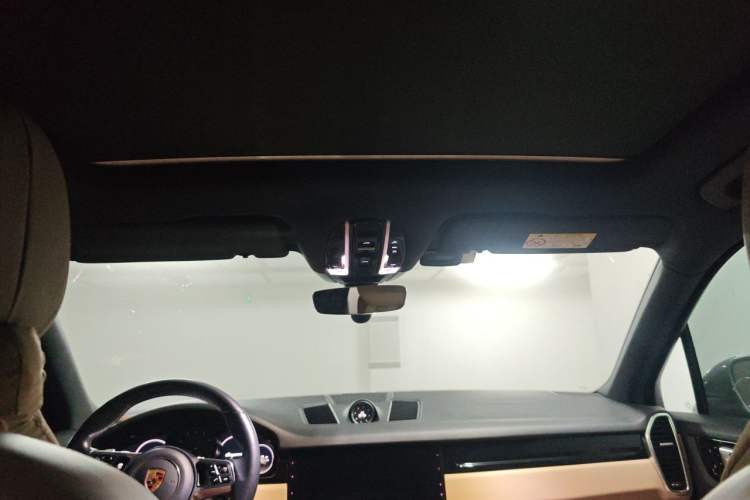 Used Porsche Cayenne 2018 Cayenne 3.0T Headliner