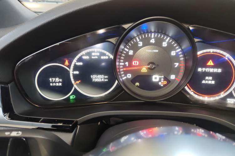 Used Porsche Cayenne 2018 Cayenne 3.0T Instrument Cluster