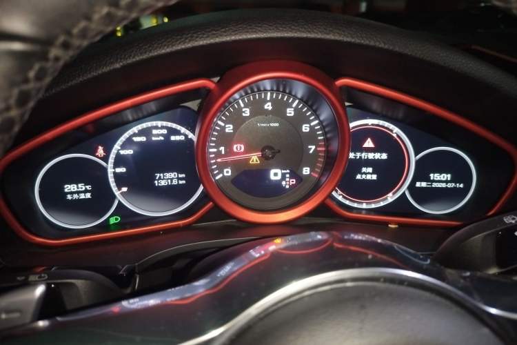 Used Porsche Cayenne 2018 Cayenne 3.0T Instrument Cluster