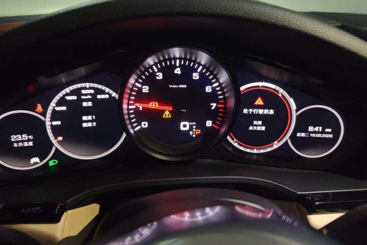 Used Porsche Cayenne 2018 Cayenne 3.0T Instrument Cluster