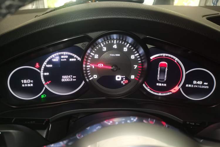Used Porsche Cayenne 2018 Cayenne 3.0T Instrument Cluster