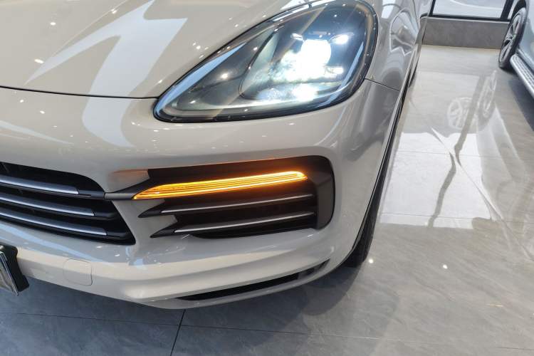Used Porsche Cayenne 2018 Cayenne 3.0T Left Front Headlight