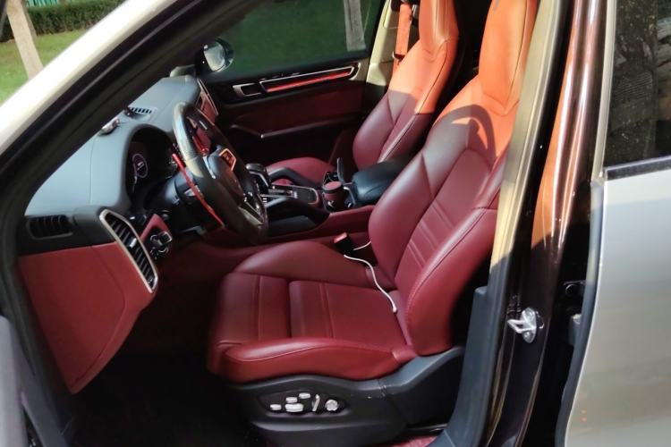 Used Porsche Cayenne 2018 Cayenne 3.0T Left Front Seat