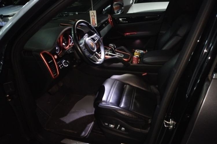 Used Porsche Cayenne 2018 Cayenne 3.0T Left Front Seat